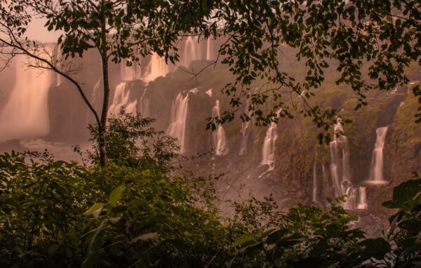 Amanhecer_nas_Cataratas