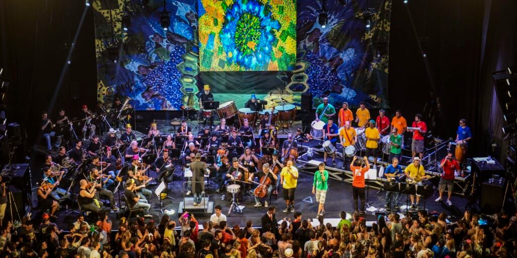 orquestra_petrobras_sinfonica_e_monobloco_1.jpg