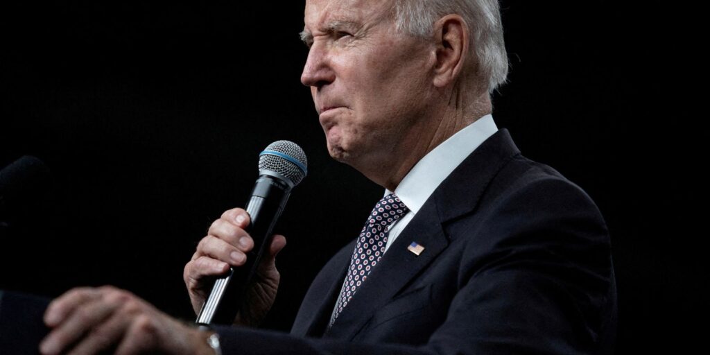 2022-10-10t164538z_1_lynxmpei990vm_rtroptp_4_ukraine-crisis-biden.jpg