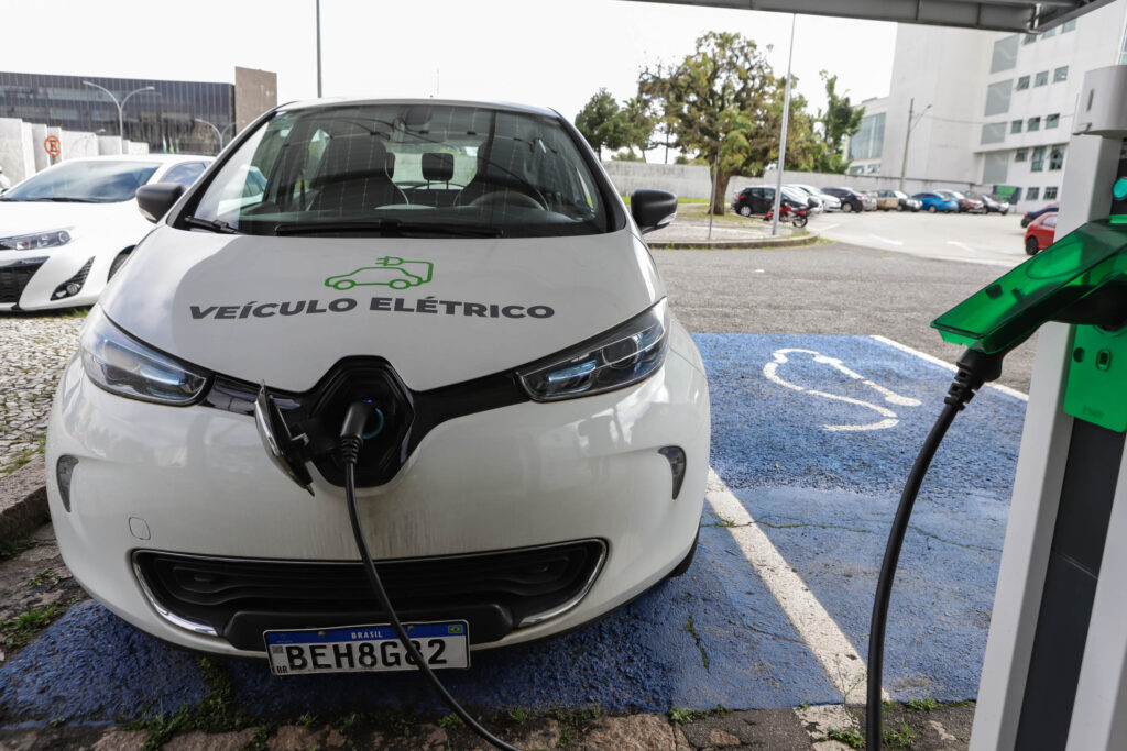 carregamento_carro_eletrico-0639
