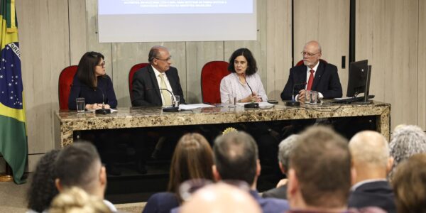 plataforma-farmacos_mcamgo_abr_08042024-10.jpg