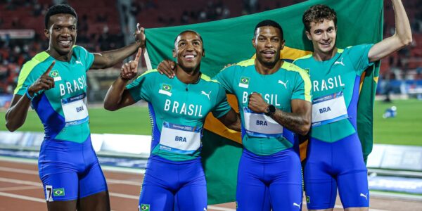 atletismo_ouro_4x100m_pan_santiago.jpg