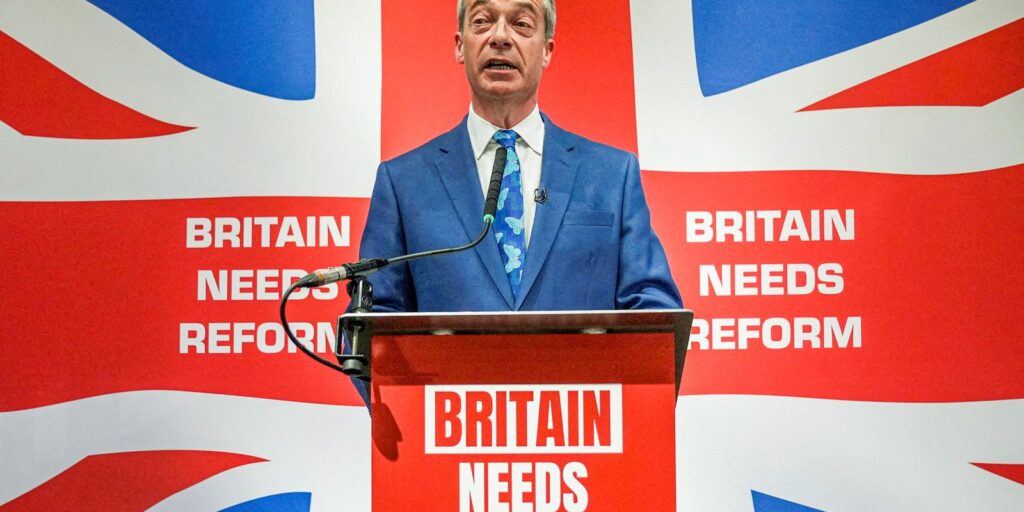 nigel_farage_da_entrevista_coletiva_em_londres.jpg