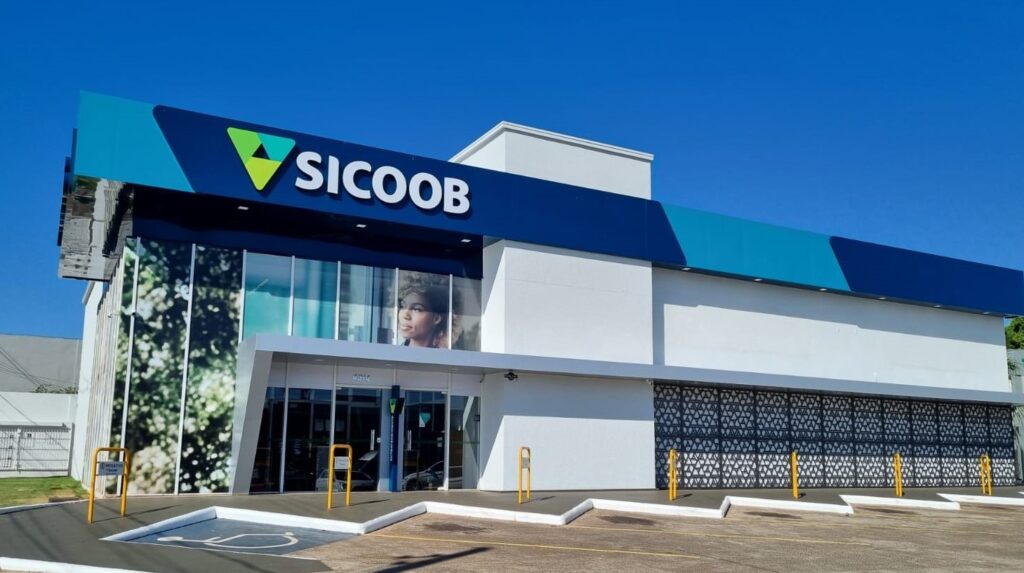 Instalações amplas têm um único propósito, que é promover soluções financeiras completas - foto Divulgação