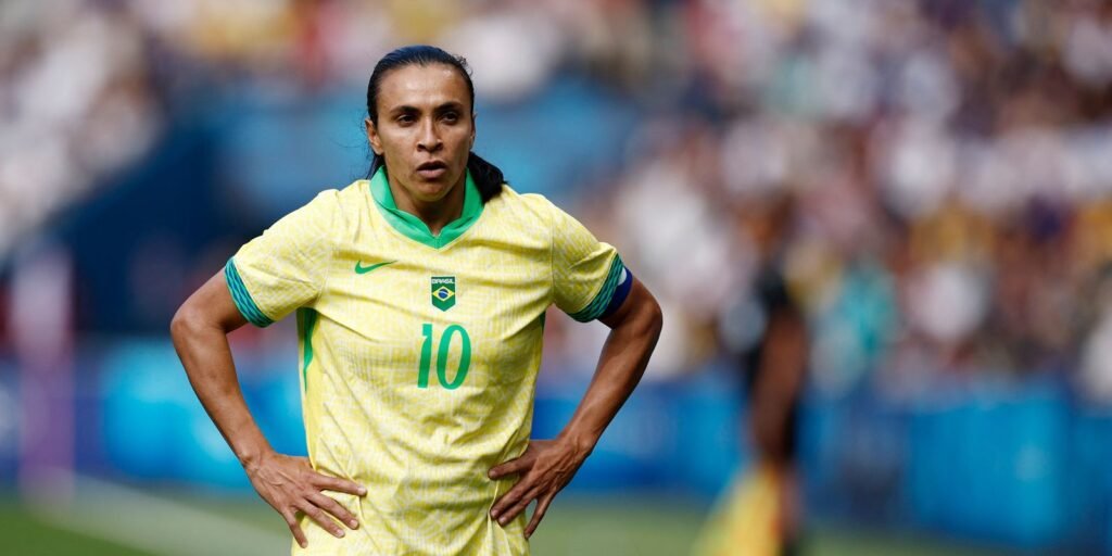 marta_atacante_selecao_feminina_brasileira_paris.jpg