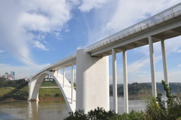 Ponte da Amizade