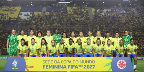 selecao_bras_fem_fut_amist_colombia.jpg