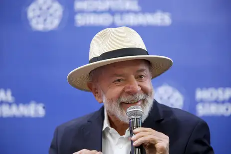 São Paulo (SP), 15/12/2024 - Presidente da República, Luiz Inácio Lula da Silva fala durante entrevista coletiva após cirurgia no hsopital Sírio-Libanês. Foto: Paulo Pinto/Agência Brasil