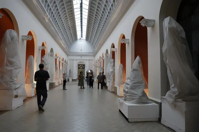 Rio de Janeiro (RJ) 13/01/2025 – Fechado desde 2020, o Museu Nacional de Belas Artes celebra 88 anos com exibição do andamento de sua reforma estrutural e palestra com arquitetos que trabalham no projeto. Foto: Fernando Frazão/Agência Brasil