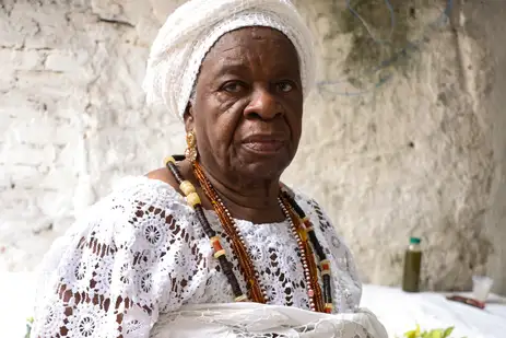 Rio de Janeiro (RJ), 02/02/2025 – Mãe Marlene de Oxum, durante celebração do Dia de Iemanjá, na Associação Filhos de Gandhi na zona portuária do Rio de Janeiro. Foto: Tomaz Silva/Agência Brasil