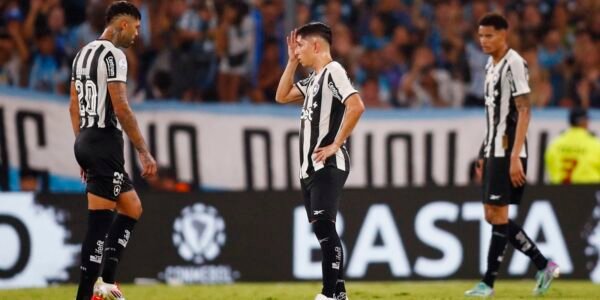2025-02-21t020123z_104563849_up1el2l05m91v_rtrmadp_3_soccer-recopa-rac-bot-report.jpg