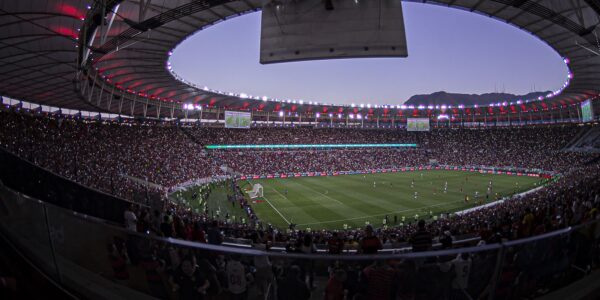 flamengo_x_athletico-pr_brasileirao_maracana.jpg