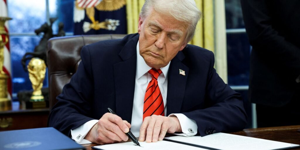 2025-02-10t223306z_866632265_rc2wrca7q1hq_rtrmadp_3_usa-trump_0.jpg