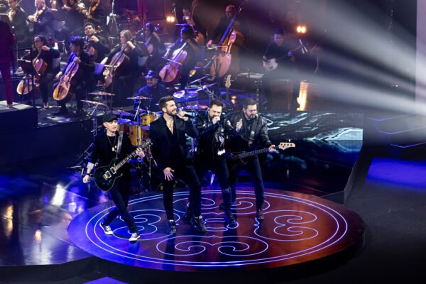 FOTOS DA BANDA ROSA DE SARON AO VIVO EM DVD IN CONCERT - 35 ANOS NO TEATRO MUNICIOAL DE SÃO PAULO PELO FOTÓGRAFO FABIO BUENO & EQUIPE FABIO BUENO FOTOGRAFIA
