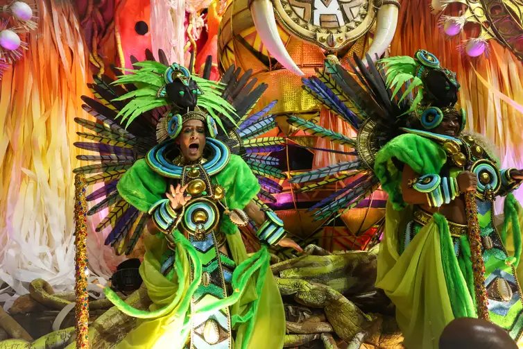Rio de Janeiro (RJ), 03/03/2025 – Beija-Flor de Nilópolis desfila no segundo dia de carnaval do grupo Especial na Marquês de Sapucaí, na região central do Rio de Janeiro. Foto: Tomaz Silva/Agência Brasil