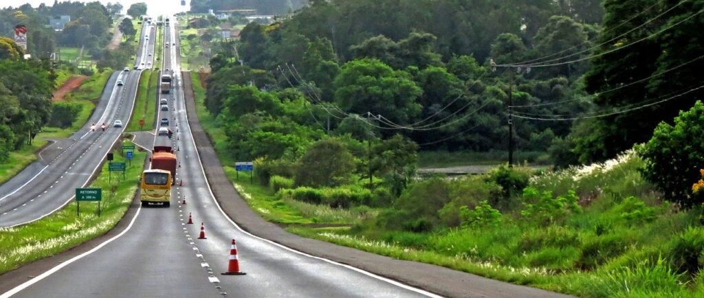 road-604416_1280