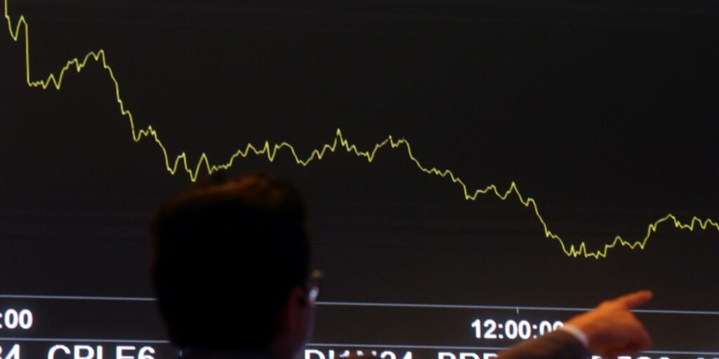 2021-10-19t201919z_1667412587_rc26dq9d28av_rtrmadp_3_brazil-economy.jpg
