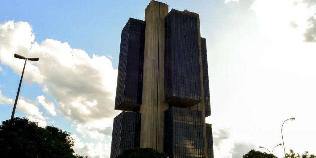 banco_central_mcajr_abr_0104222279_0.jpg