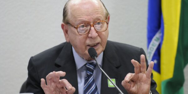 ce-_audiencia_publica_interativa_para_debater_o_acordo_ortografico_da_lingua_portuguesa_14973529463.jpeg