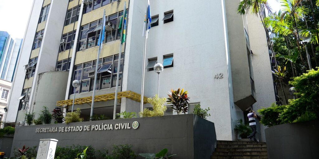 fachada_da_secretaria_de_estado_da_policia_civil_no_centro_do_rio_de_janeiro1006219444.jpg