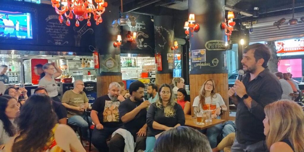 foto_cientistas_em_bares.jpeg