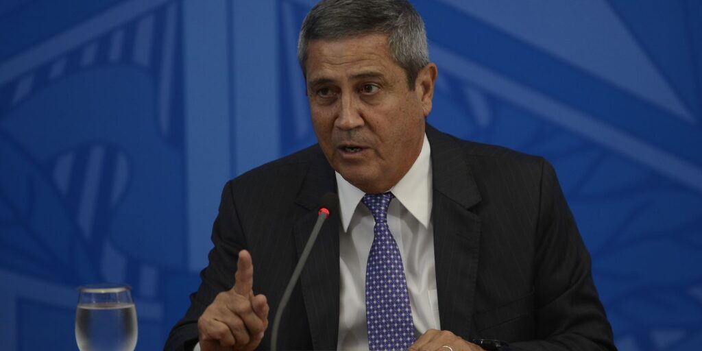 governo_coronavirus_covid_-19_acoes_de_enfrentamento_combate_ao_coronavirus0423202523_0.jpg