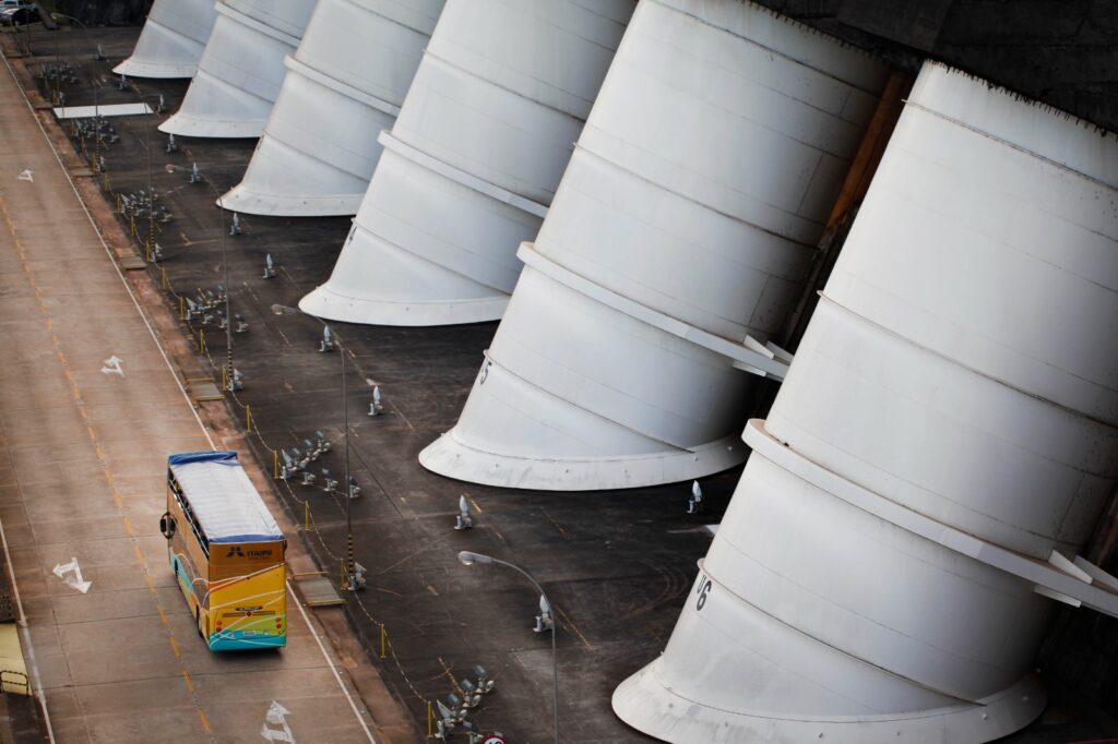 itaipu - capa