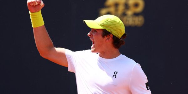 joao_fonseca_vai_a_rodada_3_roland_garros_2025.jpg