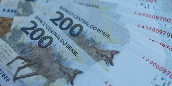 2020-09-02t180838z_568741666_rc2iqi9e4due_rtrmadp_3_brazil-economy-banknote.jpg
