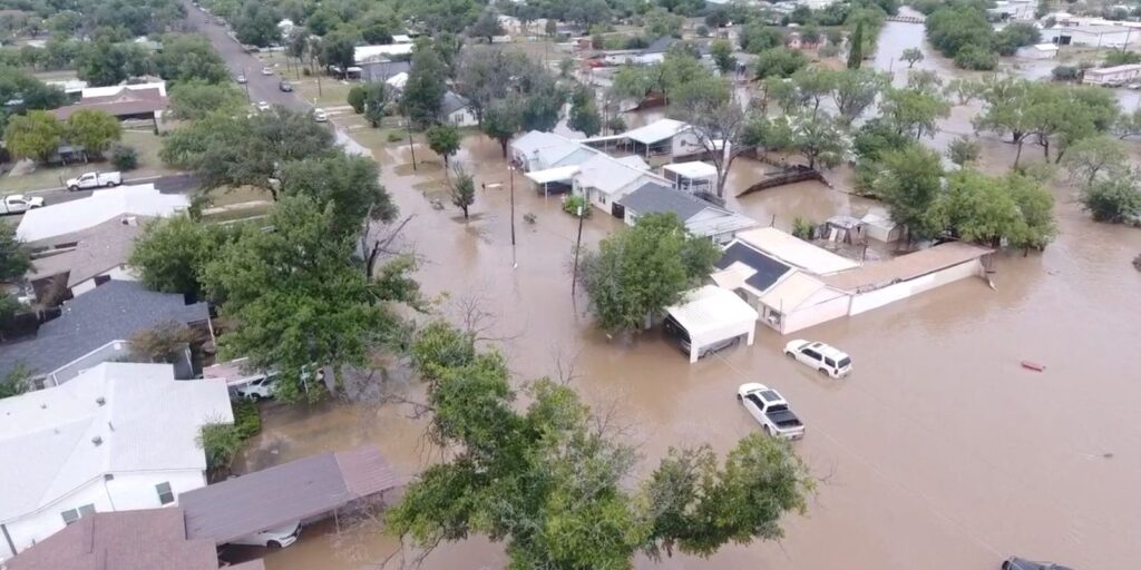 2025-07-05t151216z_1_lynxmpel6409y_rtroptp_4_usa-weather-texas-flooding.jpg