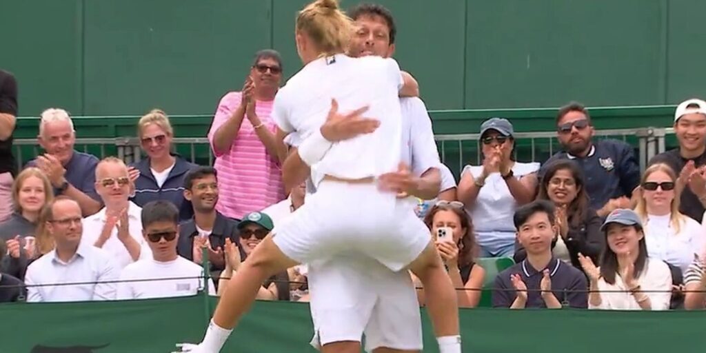 453873_1159934_wimbledon_comemoracao2.jpg