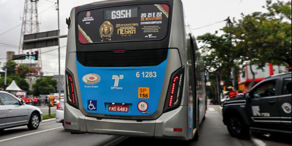 onibus01_0.jpg