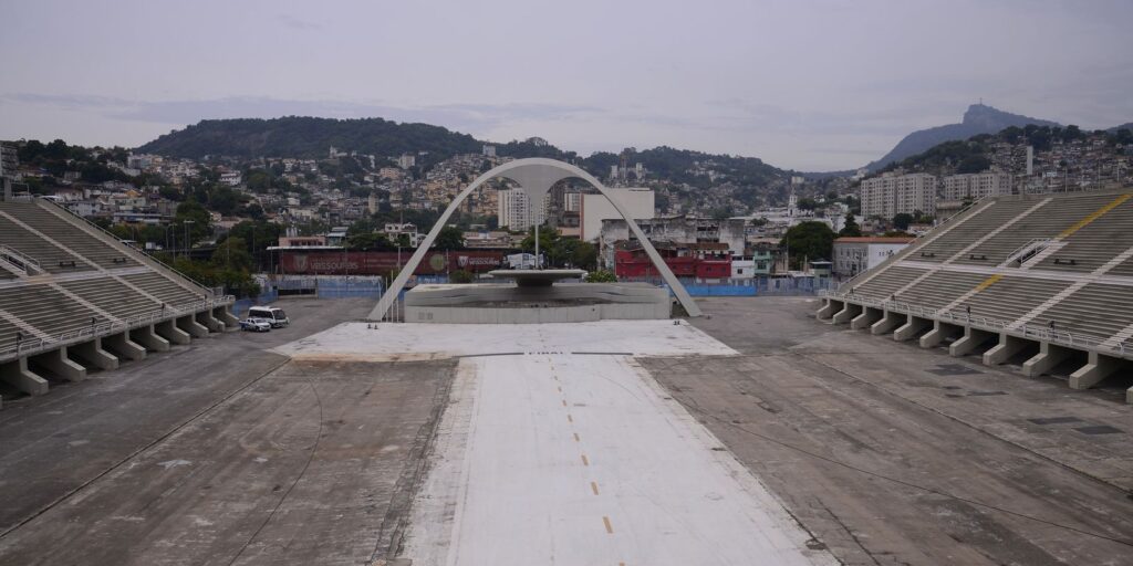 sambodromo_da_marques_de_sapucai_vazio_tmazs_120220212394.jpg