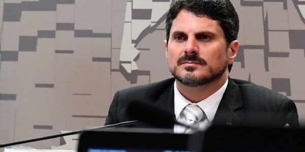 x83004117_senador-marcos-do-val.-foto-agencia-senado.jpg.pagespeed.ic_.ntxov8u5aw.jpg