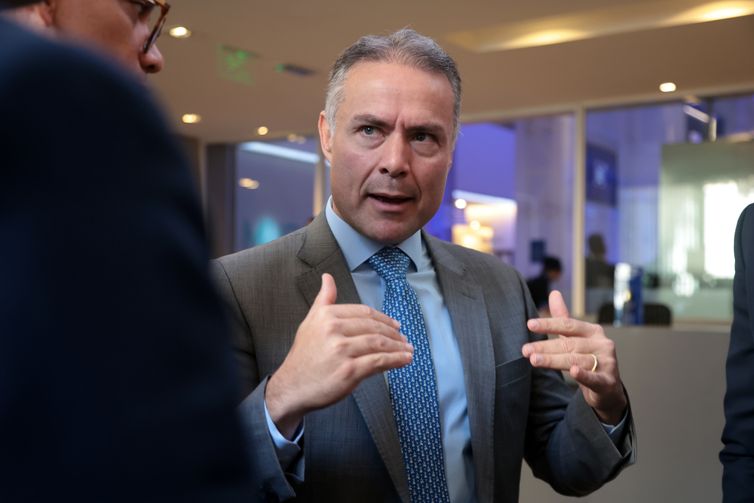 Paulo Pinto/Agência Brasil São Paulo (SP), 14/08/2025 - O ministro dos Transportes, Renan Filho, participa do Leilão da Rota Agro (BRs 060/364/GO/MT), na B3. Foto: Paulo Pinto/Agência