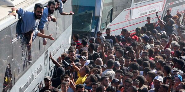 2025-10-13t140103z_1_lynxnpel9c0lh_rtroptp_4_gaza-cheer-prisoners-sk3.jpg