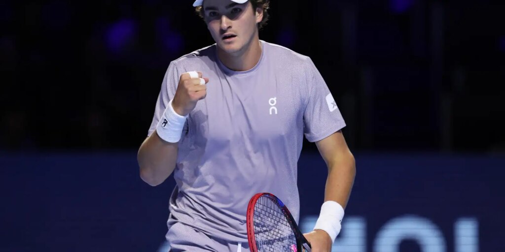 2025-10-25t133113z_102152006_up1elap11k0zh_rtrmadp_3_tennis-basel.jpg