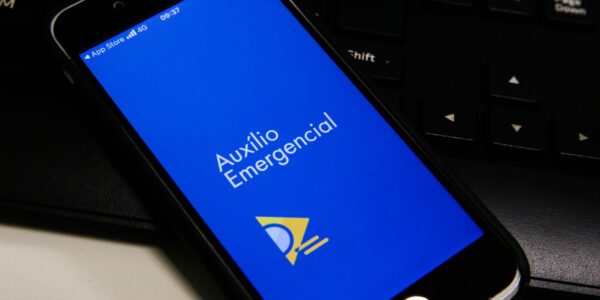 auxilio_emergencial_2804217522.jpg