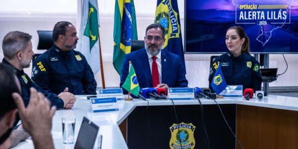 coletiva_alerta_lilas_-02.jpg