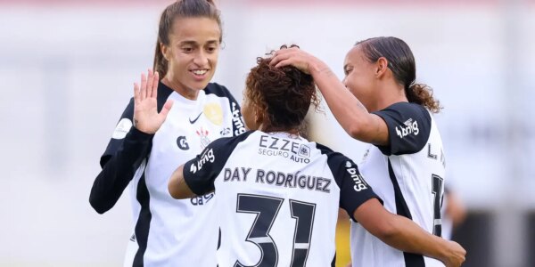 corinthians_marca_11_vezes_e_bate_always_ready.jpg