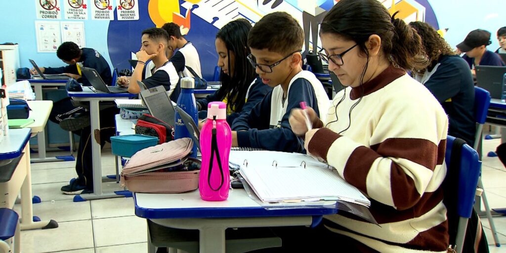 escola1.jpg