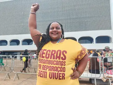Brasília (DF), 25/11/2025 – Ana Benedita Costa, do Frevo,  participa da marcha da mulheres negra na esplanada dos ministérios.
Foto: Daniella Almeida/Agência Brasil