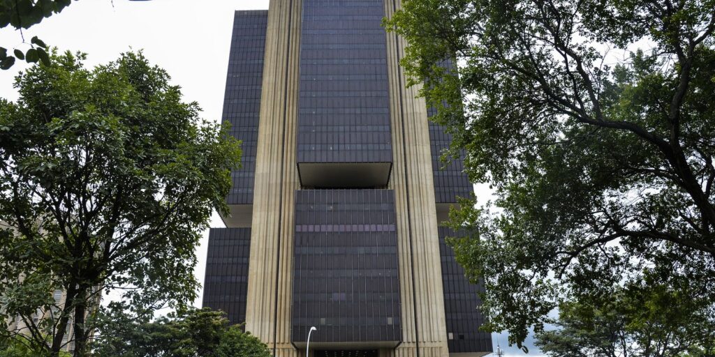 banco_central_abr_30091923895.jpg