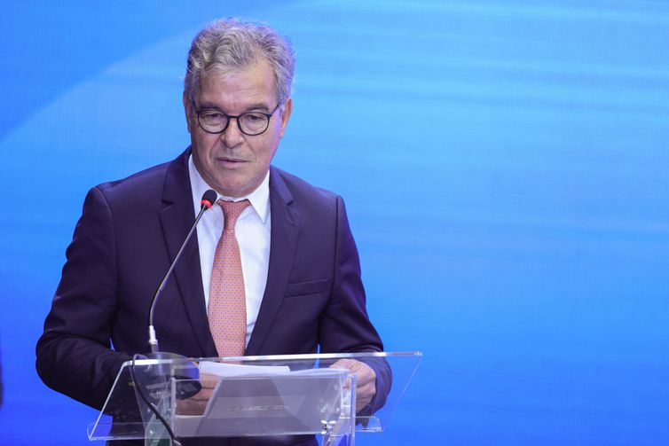 Fabio Rodrigues-Pozzebom/ Agênc Brasília, (DF), 15/12/2025 – O presidente da APEXBrasil, Jorge Viana, participa da inauguração da nova sede da ApexBrasil e ato alusivo à abertura de 500 novos mercados para a exportação de produtos agropecuários.
Foto: Fabio Rodrigues-Pozzebom/ Agência Brasil