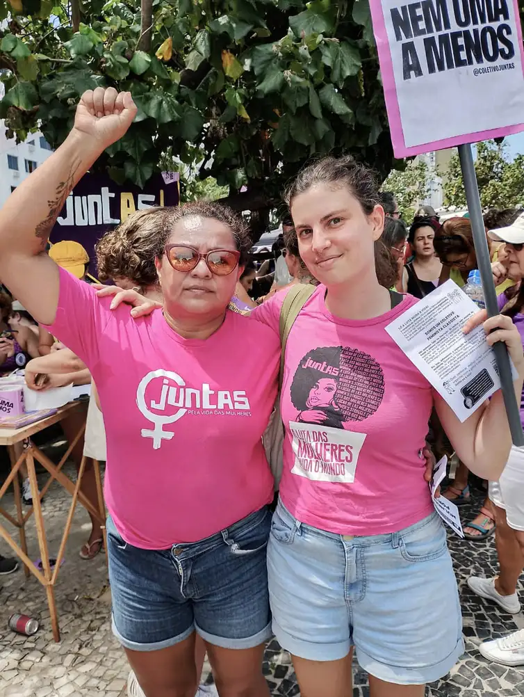 Cristina Indio do Brasil/Agência Brasil Rio de Janeiro (RJ), 07/12/2025 - Vanderlea Aguiar e Adriana Herz Domingues do coletivo Juntas 071225
Ato para denunciar o feminicídio e todas as formas de violência contra mulheres.
Foto: Cristina Indio do Brasil/Agência Brasil