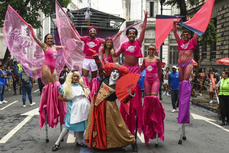 Rio de Janeiro (RJ), 25/01/2026 - O bloco Chá da Alice no circuito de megablocos Preta Gil. Foto: Alex Ferro/Riotur
