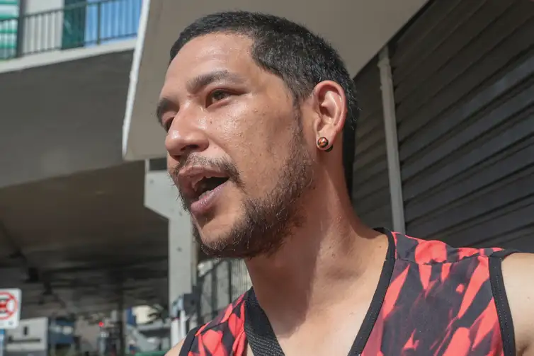 Paulo Pinto/Agência Brasil São Paulo (SP), 14/02/2026 - Kim Maruiama fala com Agência Brasil durante desfile do Bloco. G Treme Mon Amour, no bairro da Bela Vista.
Foto: Paulo Pinto/Agência Brasil